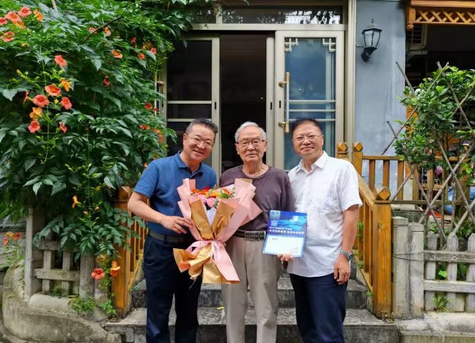 慰问专家 慰问专家