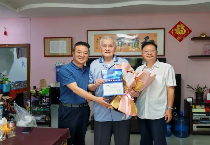 慰问专家 慰问专家